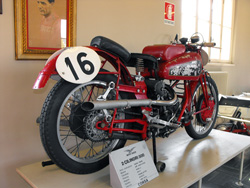 Музей Мотоциклов Гуцци - Манделло дель Ларио