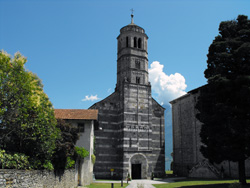 Церковь Санта-Мария дель Тильо в Граведоне
