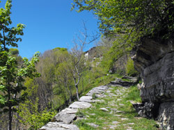 Rifugio Bugone (1110 m) - Мольтразио | Маршрут в Мольтразио