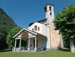 церкви Святого Готтардо (390 м) - Донго | Трекинг от Донго до Сассо-ди-Муссо