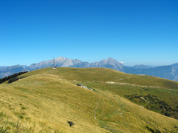 Тропа Ларианского треугольника - 2й этап | Альпе ди Терра Бьотта (Alpe di Terra Biotta) 1435 м.