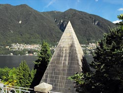Пирамида Йозефа Франка - Лальо